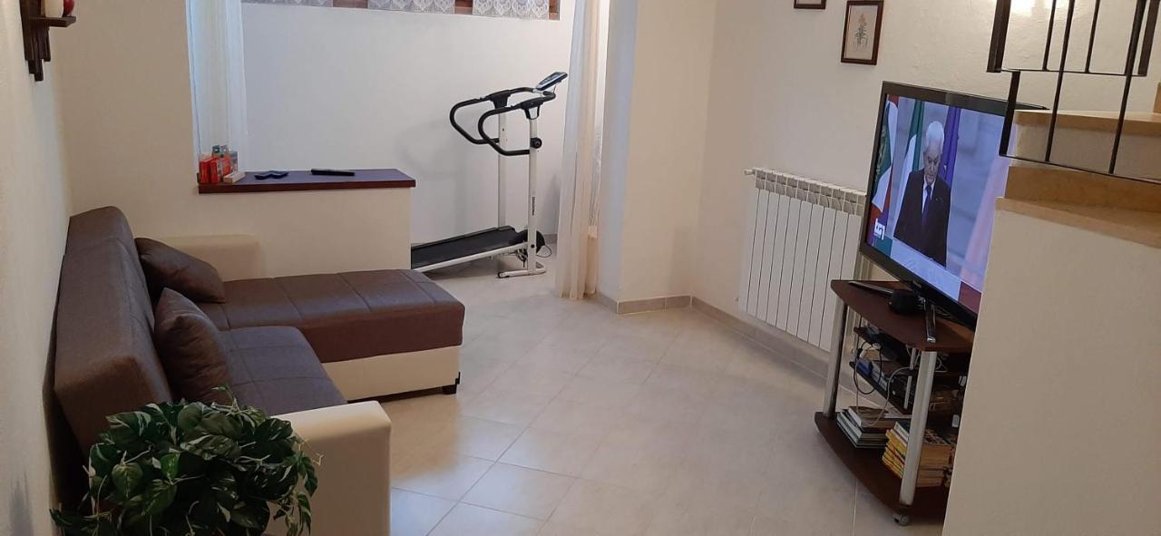 شقة Il Fico Moro مونتفردي ماريتيمو المظهر الخارجي الصورة